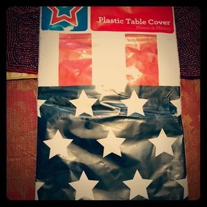 Plastic Patriotic Table Cover